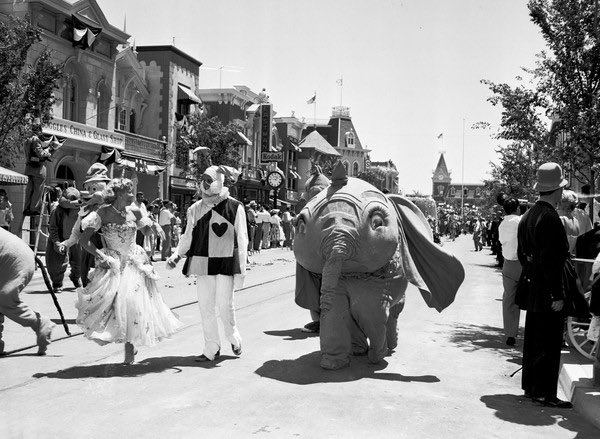 Disneyland opened in 1955. Walt Disney was 54 years old. He had filed for bankruptcy in 1920. The below is what Mickey, Minnie, and Dumbo looked like on opening day. No, Solana NFTs are not dead. Yes, the markets will continue to evolve. We are early. It will never be…