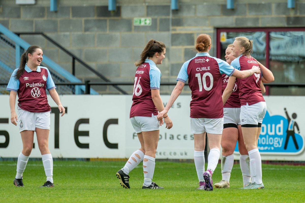 Three well deserved points for @SSFCWomen against @HullUnitedWomen at the 1st Cloud Arena. Final score 4-1.