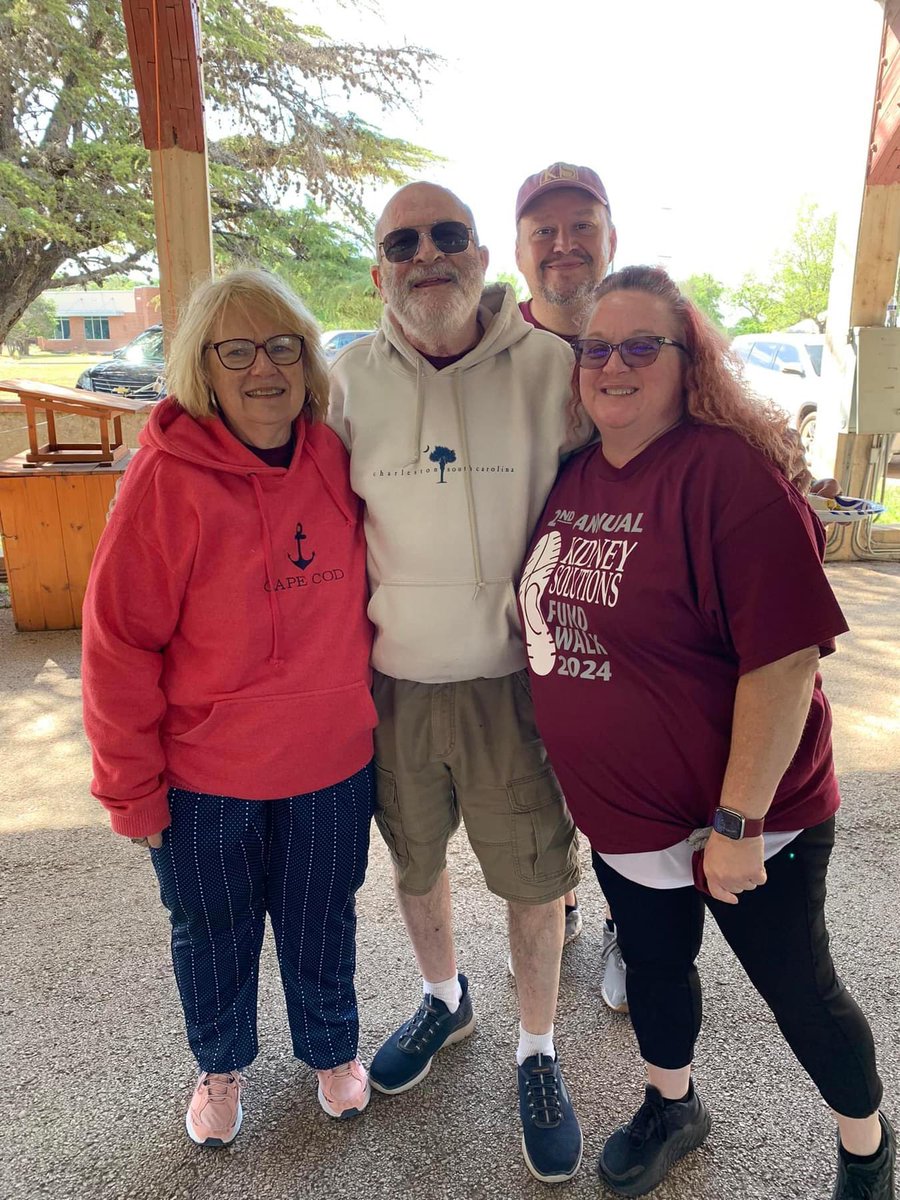 k_solutions_org's tweet photo. We want to thank all that came out and participated, helped and supported our 2nd Annual Kidney Solutions FunD Walk We look forward to seeing you next year for our 3rd Annual #ksfundwalk #kidneysolutions #kerrvilletx #schreineruniversity #chronickidneydisease https://t.co/T7BQIF3eBg