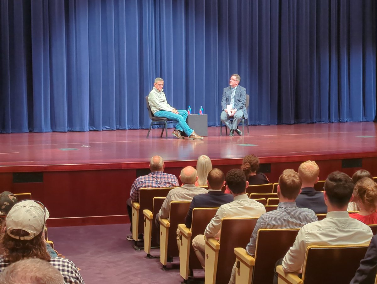 TheTrumpetDaily's tweet image. Trumpet Daily host @StephenFlurry asks @GenFlynn why Obama hates him so much? @GenFlynn says wait for the movie!  The @FlynnMovie is showing tonight, 6:30 in Armstrong Auditorium.