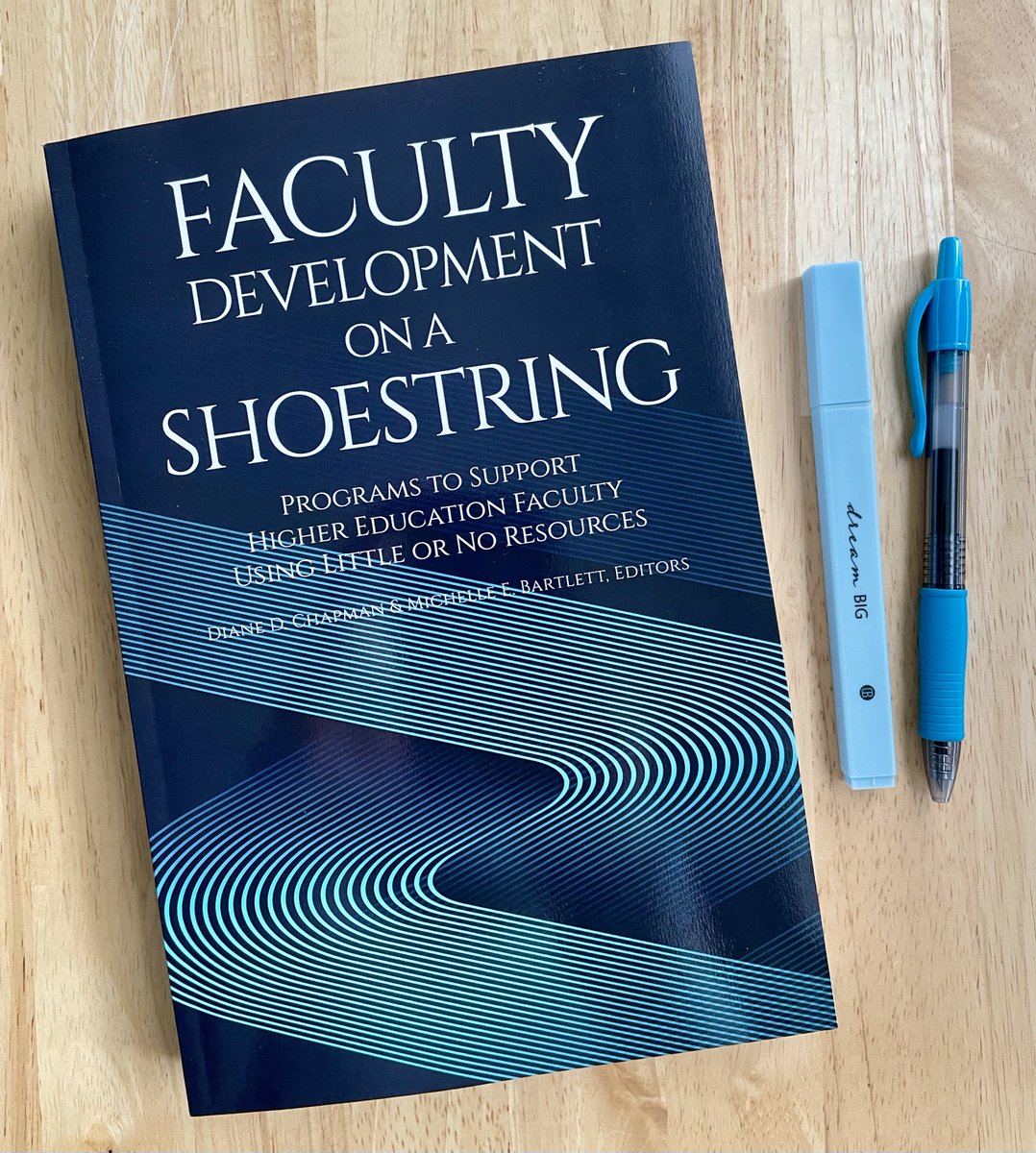 I just got my copy of Faculty Development on a Shoestring! I can’t wait to dive in!

#HigherEd #FacDev #EdDev