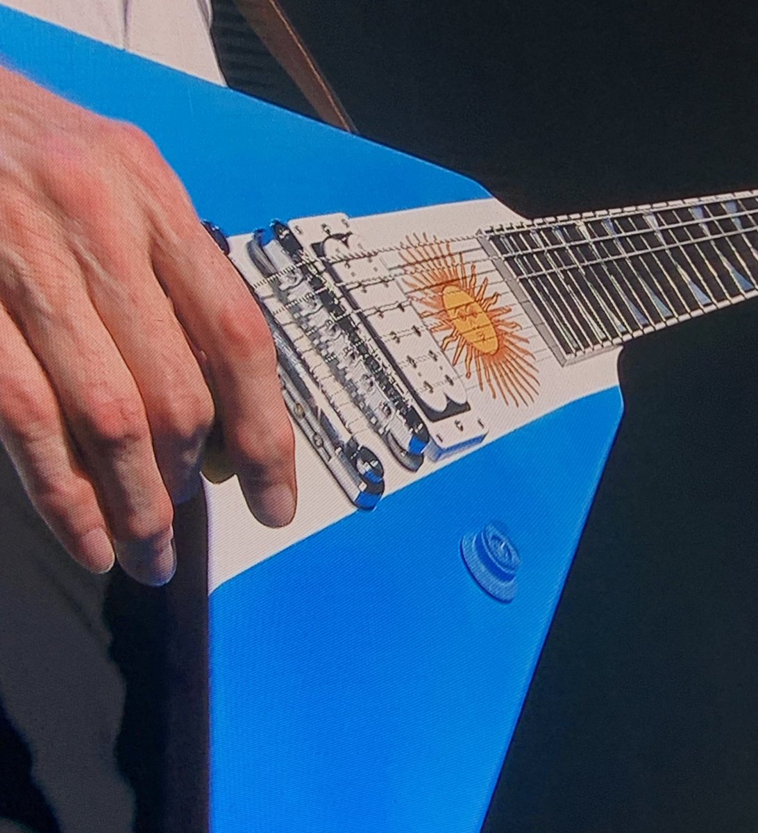 sergiodpedro's tweet photo. #Megadeth #LaViolaDelAño! https://t.co/fqAogBJzPk