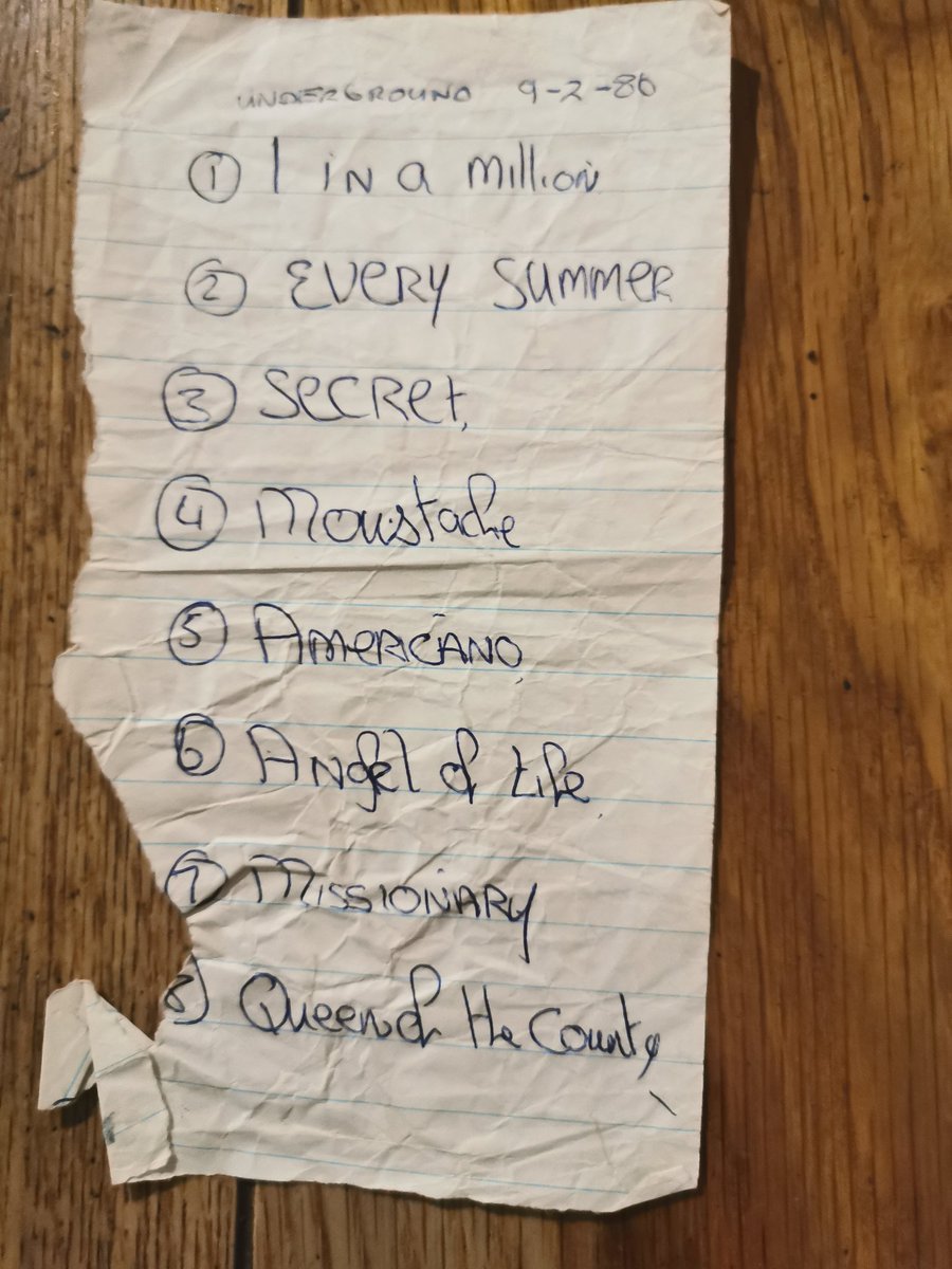 Guernica 86 Set List.
8 track's you miserable bast.... 🥁
🖌️Git