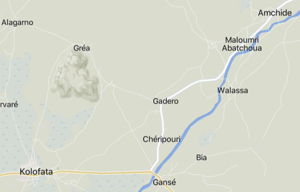 Боевики 'Вилаята Западная #Африка' ИГ атаковали казармы/позиции армии #Камерун'а в н. п. Суирам в районе Маруа, убив 2-х военнослужащих и ранив ещё 3-х (trackingterrorism.org/chatter/iswa-a…).

Ранее, военные были подорванв на СВУ между городами Колофата и Амчиди - на севере страны.
#Cameroon