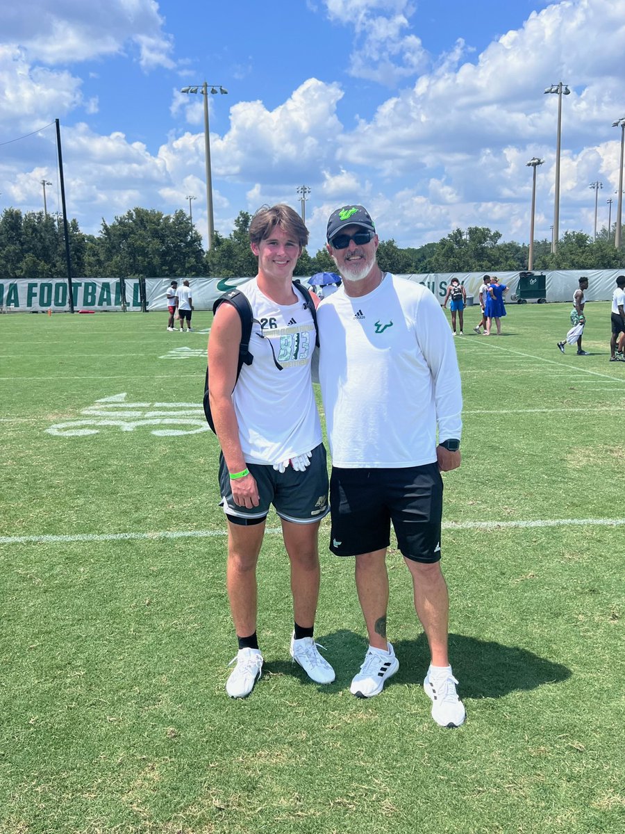 Had an amazing spring game visit @USFFootball! Can’t wait to get back on campus soon! @CoachGolesh @DLineKP @Coach_KCH @alexmfagan @ONEWAYINC1 @JalanSowell @Hunter_DeNote @Jxrdan_v @CSmithScout @shaeeflatt @ChaseHowland66 @MJGOLDENBEARFB