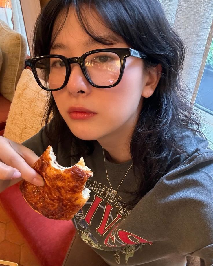 seokwoodan's tweet photo. ⋮ looking for interactive moots

⭑ mia, she/her, enfp 
› not new to #stantwt #kpoptwt
⋆｡°✩ enha, zb1, tws, bnd, svt, nct, p1h, skz, nmixx, atz, aespa, txt, shinee, &amp;team, riize, cravity, itzy ++
➜ any fandom is welcome! 
⁃ open dms just hmu 

♡/↻ to spread (ifb)ᵕ̈ https://t.co/jsgkmXGXBN
