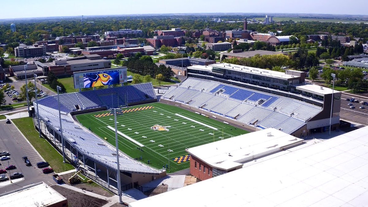 College Football Campus Tour tweet media