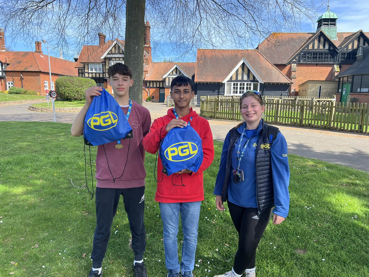 StAlbansVPC's tweet photo. Fantastic activity weekend at @PGLTravel Bawdsey Manor in Suffolk, we are recruiting for new Cadets aged 13-18years. Visit https://t.co/37Yt5AbeJO for more information. @HertsPolice @NationalVPC 🚔 🏹 🛶 https://t.co/TMUoZZ3h5i