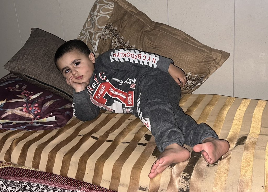 Do you remember when I posted this picture of my little angel Abu Baker and told you he git bored after ling time in the refugee shelter? That was a few days after he was KILLED along with his mother.. I miss you and your troubles.. I miss your boredom.. I miss your anger and…