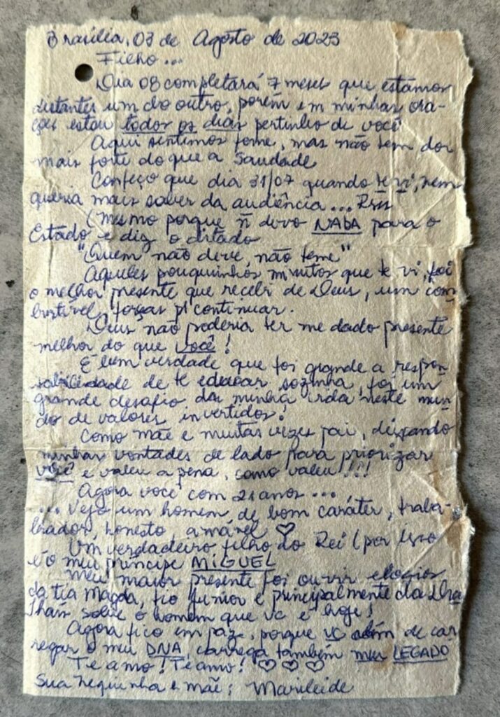 sergio_vitoria's tweet photo. @adalexgois @elonmusk @jairbolsonaro Uma carta da Mari ao filho... https://t.co/gdEKMygR8Z