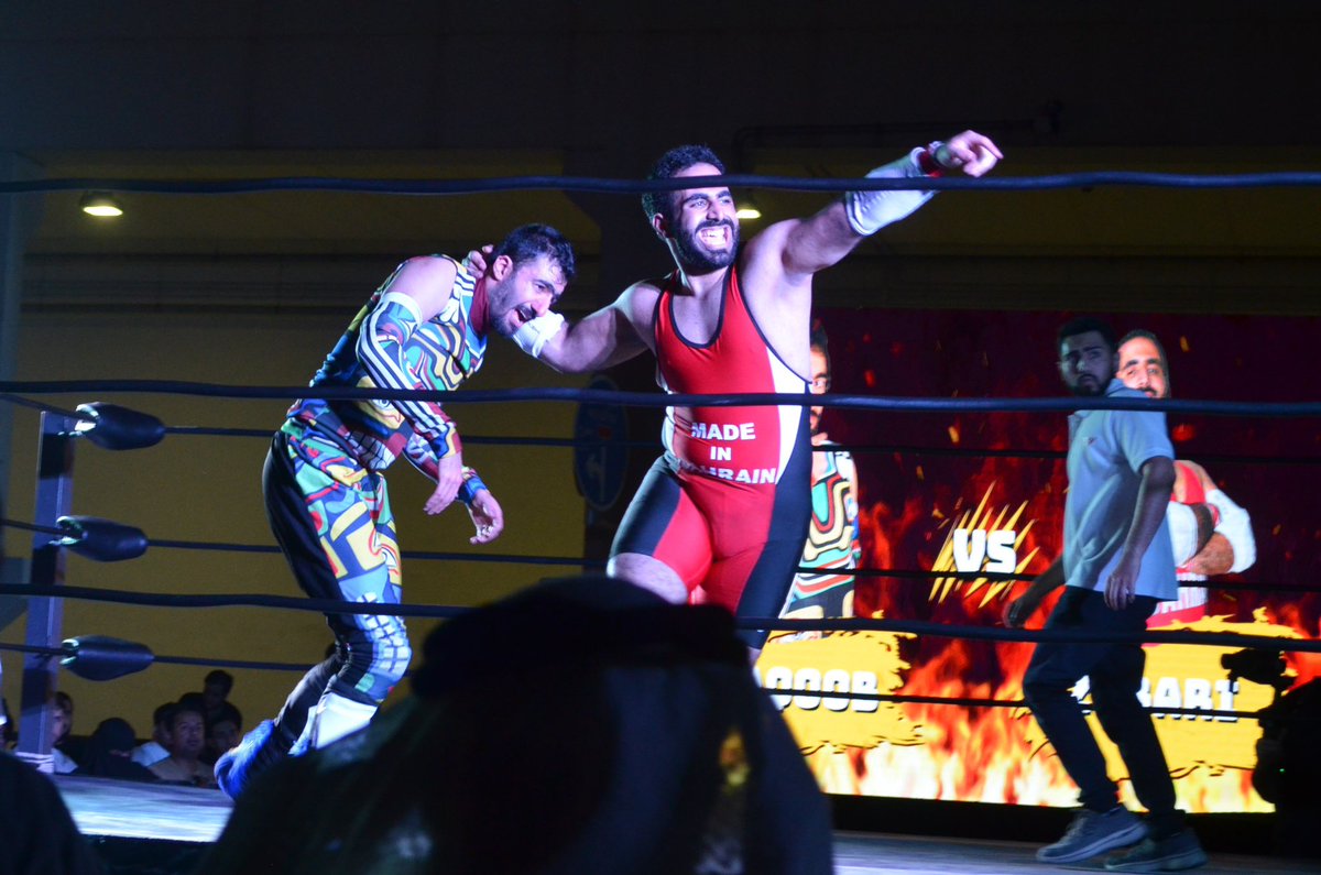 TheGreatZubari's tweet photo. Some shots from last Friday

THE GREAT ZUBARI VS YAQOOB

KPW GALLERIA BATTLEZONE
12.4.2024
Galleria Mall,Zinj

Onward to BAHRAIN COMIC CON SATURDAY (APRIL 27TH) for the next @kpw_bh show! https://t.co/x026UwiYIt