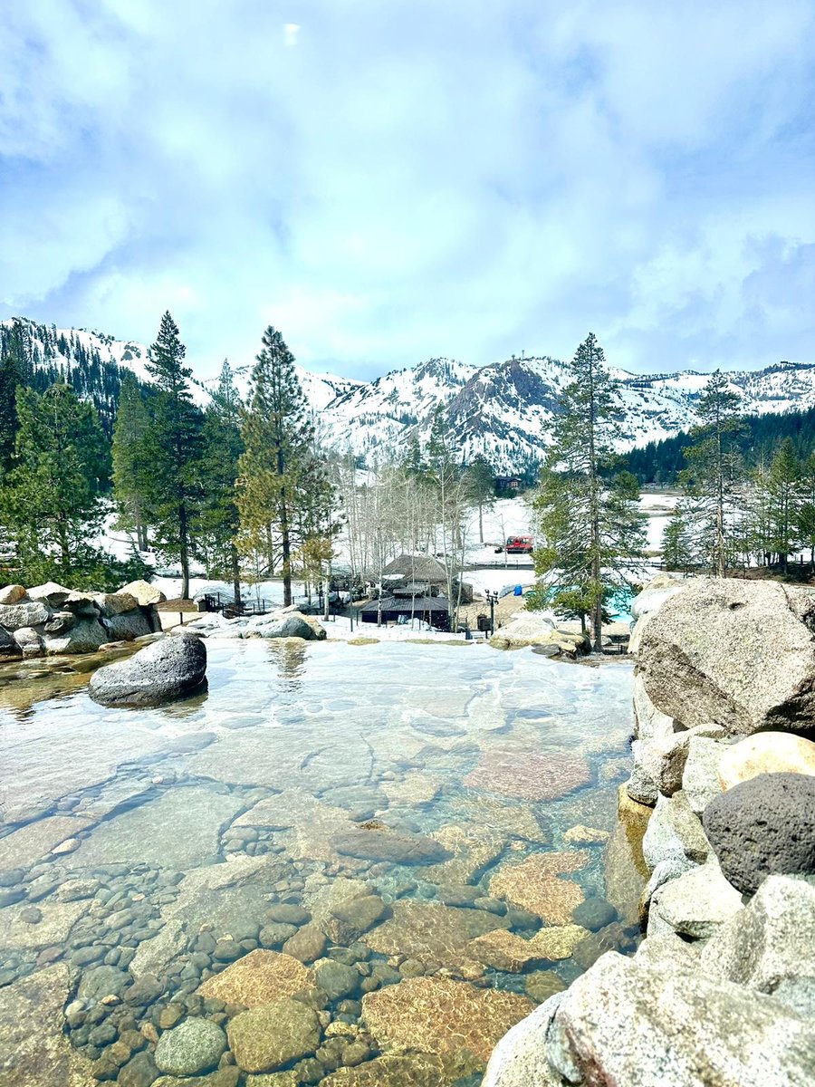 Smiling House Group is thrilled to be participating in the Mountain Travel Symposium in beautiful North Lake Tahoe!

We are representing the vacation rentals industry – and showcasing our properties as the perfect retreat for skiers and snowboarders across the globe!

⛷️🗻❄️