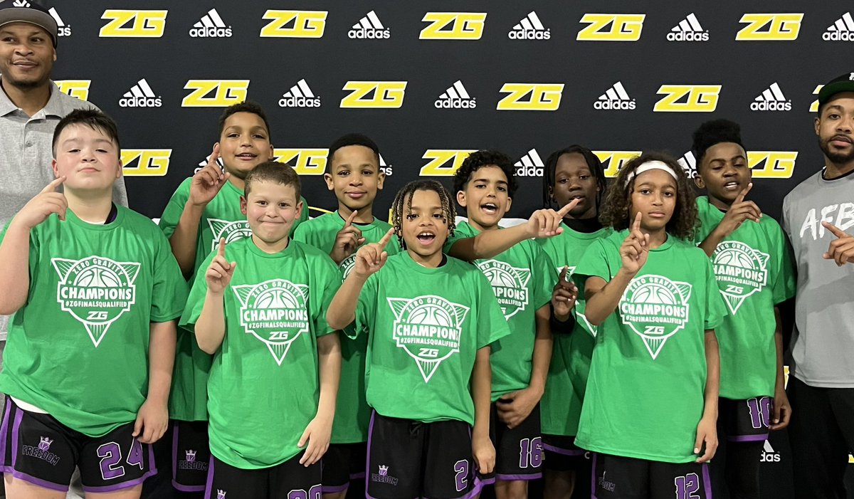 Your new 5th grade Champs!! 🔥@A_F_B_Freedom playing together as a solid unit to win the ship! 🚀 #CTBattleRoyale #ZeroGravityBB