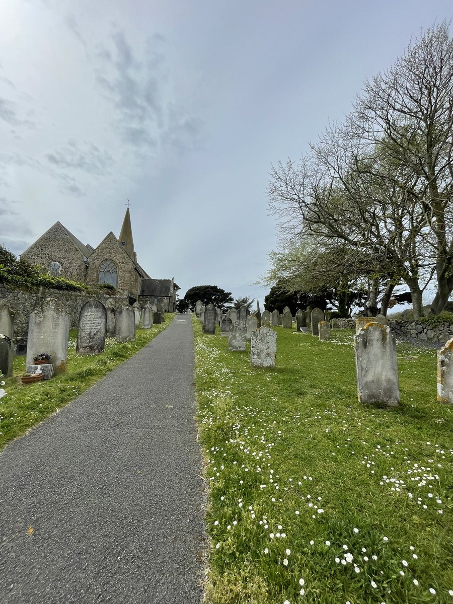 OllieGoddardGsy's tweet photo. O is for being On Consecrated Ground (sorry pushing it a little!)

#WeekO #AlphabetChallenge https://t.co/1xjKYRrCvI