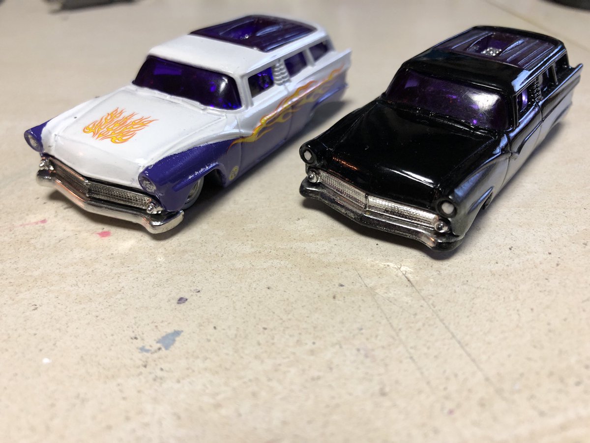 porschegmbh's tweet photo. #ホットウィール  #HotWheels   #mooneyes #8Crate  #セクシャルバイオレット 
 @stickyfrog_ @MOONEYESJP 
@macchina01 HW 8Crate 
クリア吹いてフィニッシュ✨️Cooooooooool！😎👍👍👍 https://t.co/NPGncJlnUd