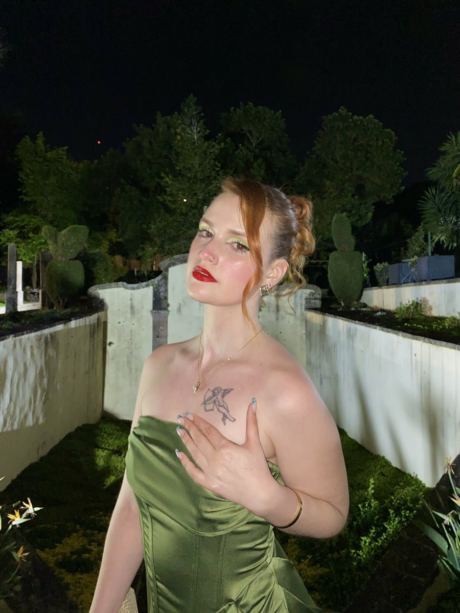 𝓑𝓻𝓾𝓷𝓮𝓽𝓽𝓮 tweet media