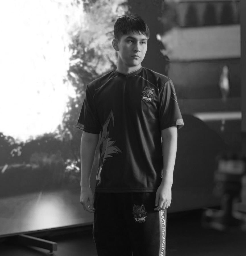 ilich_dota2's tweet photo. Hey everyone! Just a quick update: My time with Boom has come to a close after our Elite League journey per decision of my teammates. https://t.co/oPqTPkKAXi