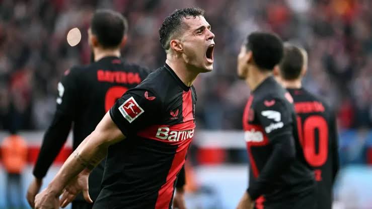 iamsexyjoe's tweet photo. Xabi Alonso says "the feeling is incredible" after Bayer Leverkusen won their first Bundesliga title with five games to spare thanks to a 5-0 victory over Werder Bremen. Congratulations @Bayerlevekusen ππππ you deserve it πͺππππππ #1sttitle #bundesliga #football https://t.co/tPd36zZymz