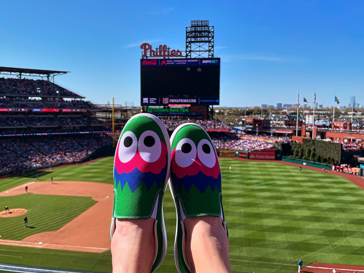 thebiga23's tweet photo. It’s all about the shoes! @Phillygoatco @Phillies
#SeasonTickets #section312 https://t.co/rjhOo55r7p