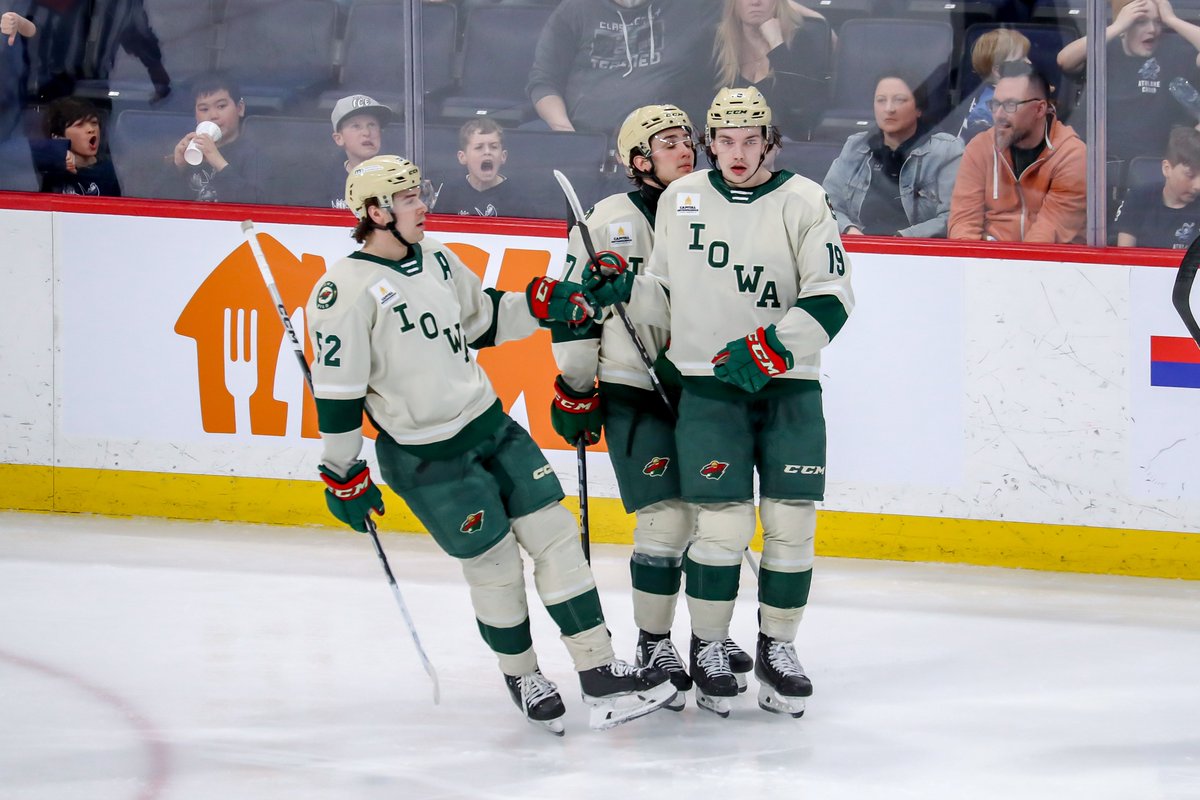 IAWild's tweet photo. back for more
πΊ: https://t.co/tSX9STpzwJ
π»: https://t.co/tzqTADrG2T
#ItStartsInDSM | #IAvsMB https://t.co/CfTAPgKOBv