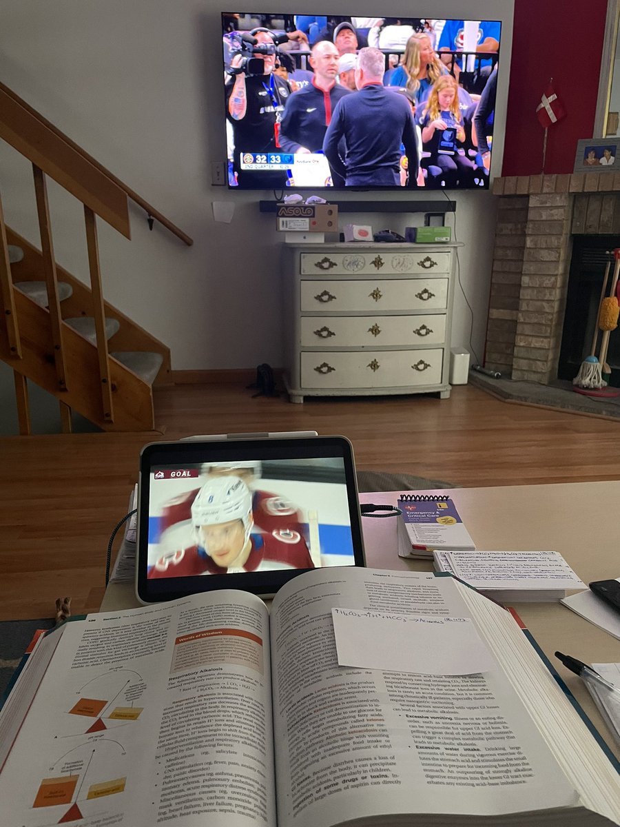 When the @nuggets AND @Avalanche play at the same time and you have to study for your paramedic school final… 
#letsroll #goavsgo #letsgonuggets