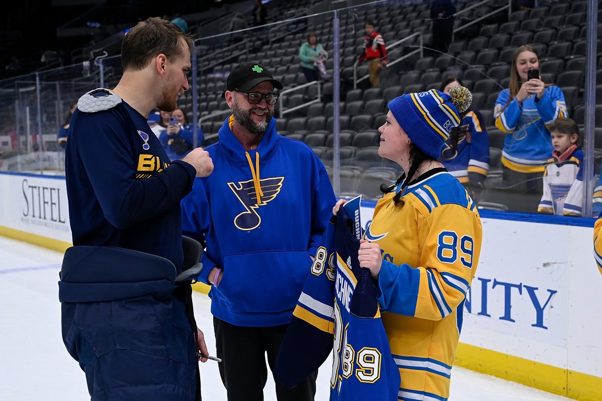 Saying 'thank you' to some of our biggest fans and season ticket holders by giving them the jerseys off our backs 💙 #stlblues