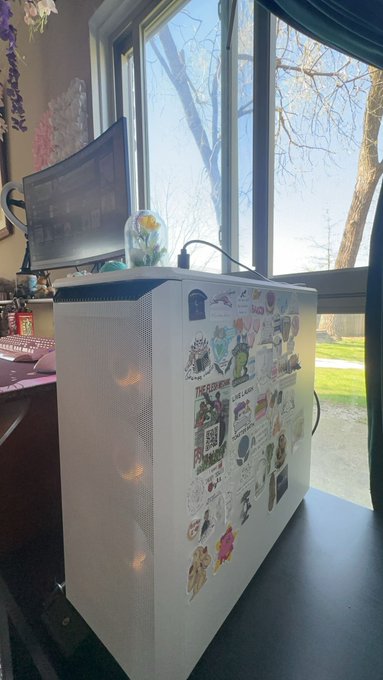 What game should I play? https://t.co/ts7eEakEvB<a href="/tag/cute"class="tags"><span>#cute</span></a><a href="/tag/funny"class="tags"><span>#funny</span></a><a href="/tag/cosplay"class="tags"><span>#cosplay</span></a><a href="/tag/redhead"class="tags"><span>#redhead</span></a><a href="/tag/career"class="tags"><span>#career</span></a><a href="/tag/workfromhome"class="tags"><span>#workfromhome</span></a>