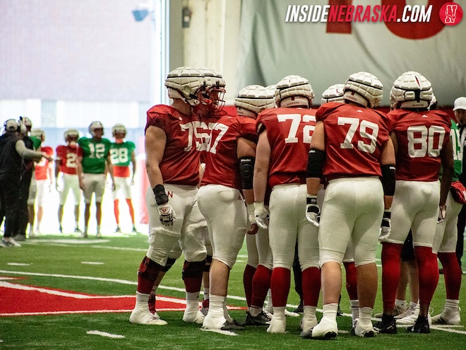 ICYMI: Nebraska held its first spring scrimmage on Saturday and @NebraskaRivals got some insider details on the #Huskers Notes on OL standouts, a young DL who 'popped,' a freshman who's flying around making plays and more. 🔗👉 bit.ly/4cUJsmO