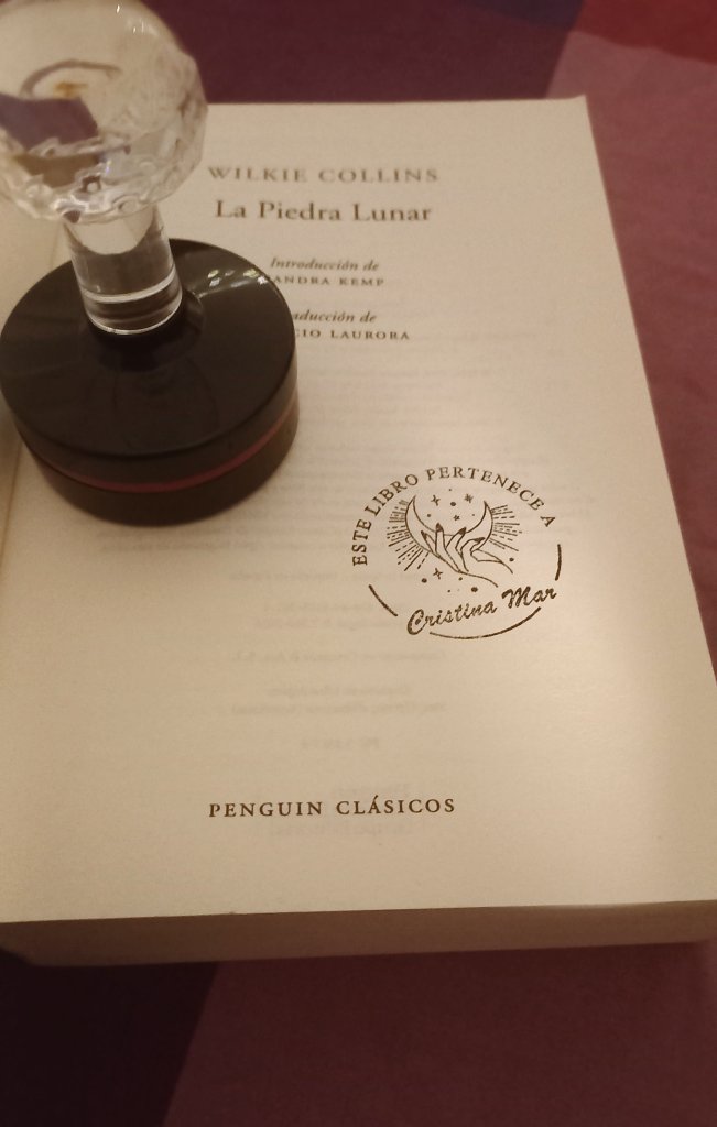 tapizamarillo's tweet image. Dí que eres friki sin decir que eres friki 👇🏻 #exlibris  Estoy feliz.