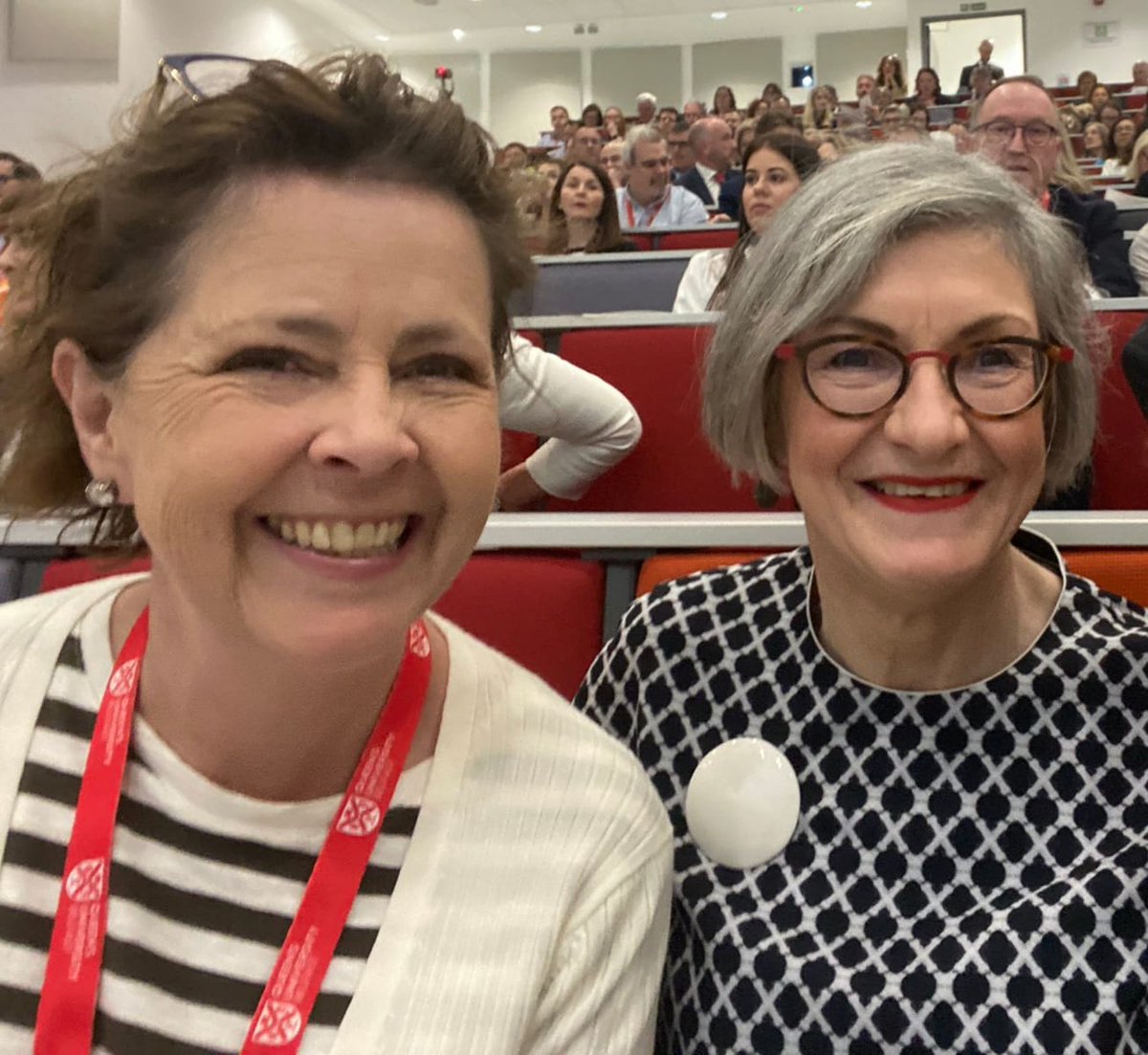 annmcbrien_'s tweet photo. So proud to work with@SiobhanGaynor on this much needed research across the island of Ireland.
This, together with the MBC audit in NI, puts metastatic breast cancer, patient advocacy and patient involvement on the world stage at @myESMO @ASCO. Thanks to all who supported us. https://t.co/MgNBTOcVJ6