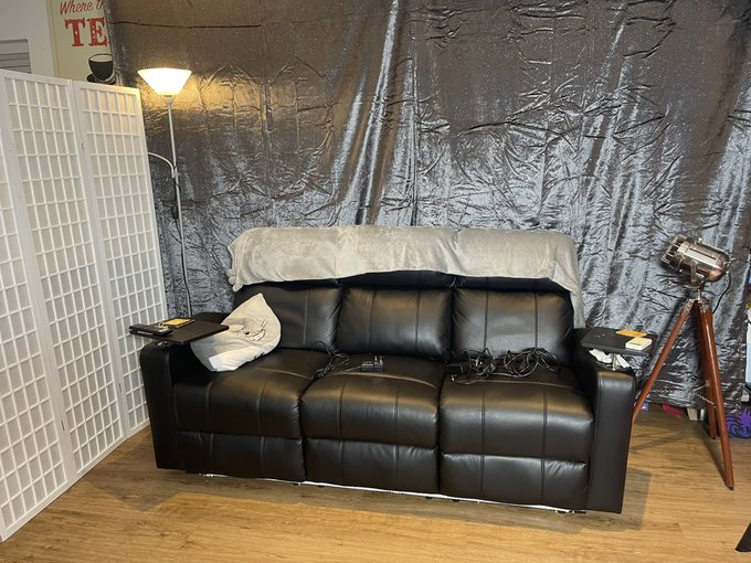 All set up for my GG shoots, what set you wanna see us play in first? Of course there is still a bedroom