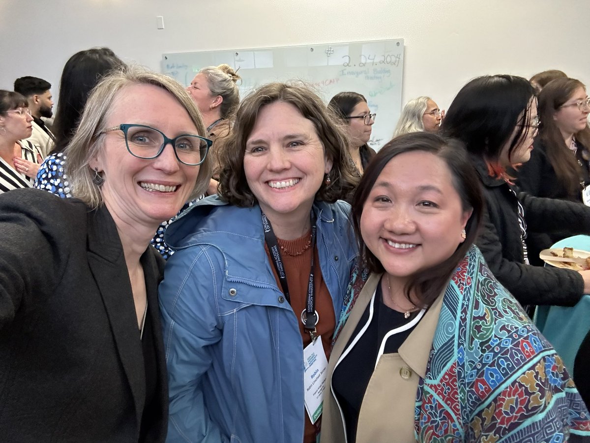 KimYuMD's tweet photo. #CAFPAMAM day 1! 38 resolutions and elections complete! Fantastic to meet with phenomenal family physicians from around the state and country! https://t.co/QEMxCAEhx1