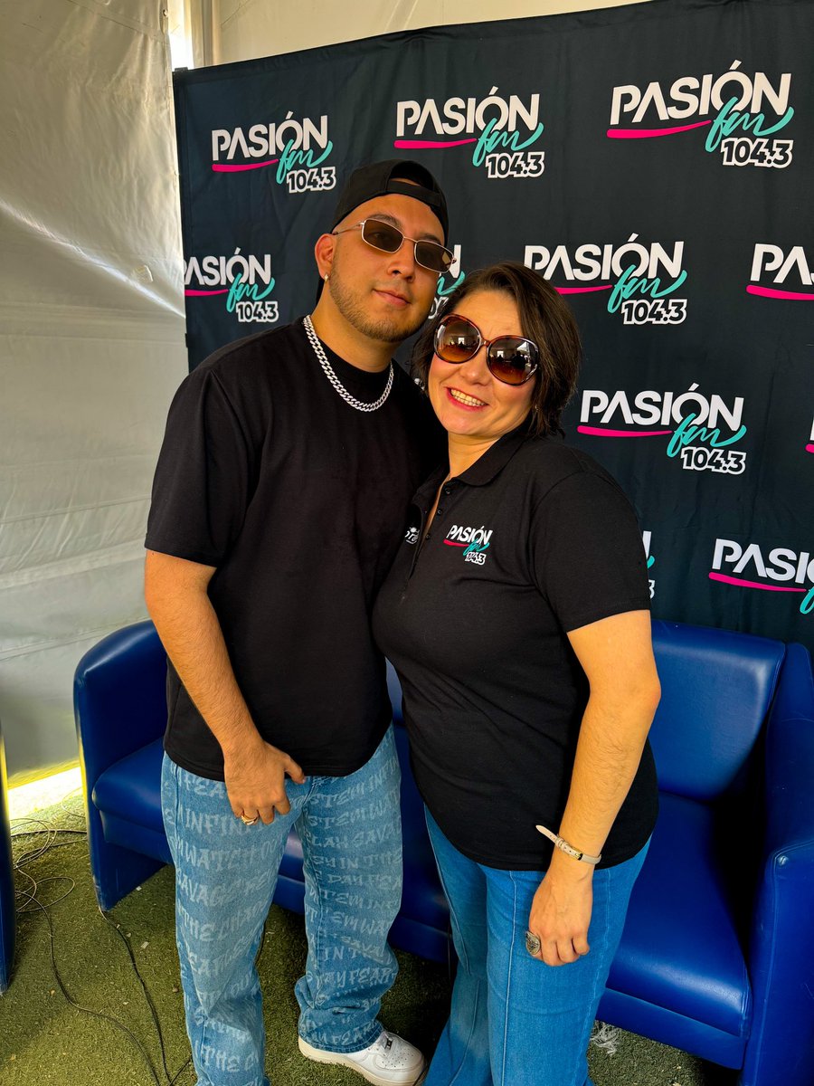 AUJEmusic's tweet photo. Nuestro querido @ksaldanamx estuvo en el evento de @pasion_fm #pasionporlostacos en San Andrés Cholula, Puebla #saldaña #pasionfm #aujemusic https://t.co/JoJ8w4vFO5
