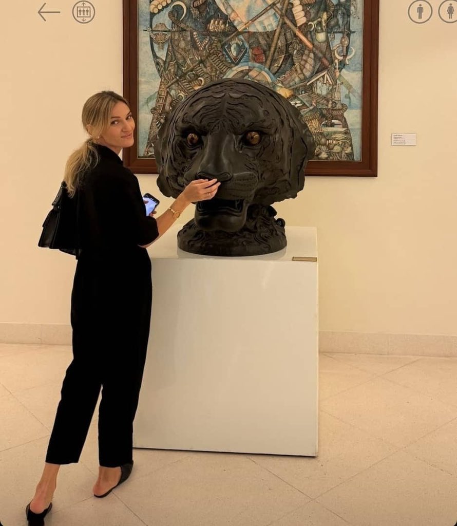 kbrd_kk's tweet photo. At a art center,so in love with creativity ❤️🥰 https://t.co/FPzISdv7Hc