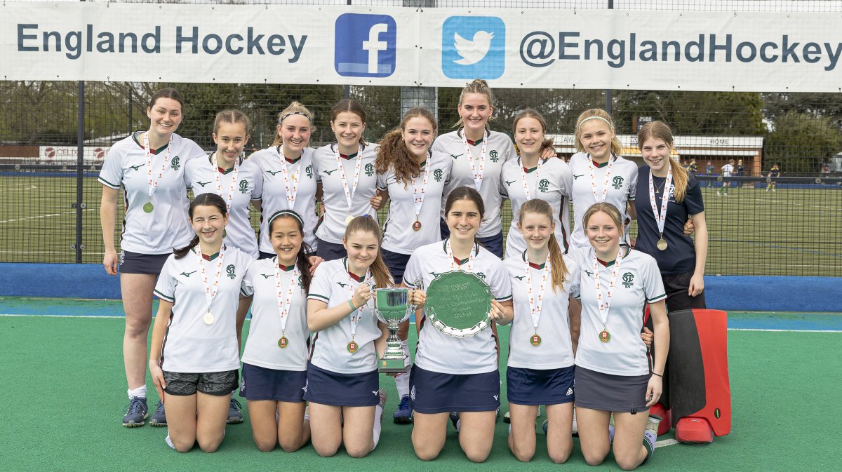 The Supra League winners:

Boys’ U16 T1 Supra League winners – Surbiton
Girls’ U16 T1 Supra League winners – Surbiton

Well done to everyone competing today. Full results are available here englandhockey.altiusrt.com