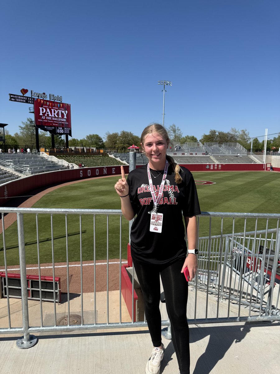 spent my weekend in Norman! thankful to be a part of the first camp at Love’s field, thank you coaches for having me! #BoomerSooner @GassoPatty @jtgasso @fale_steele