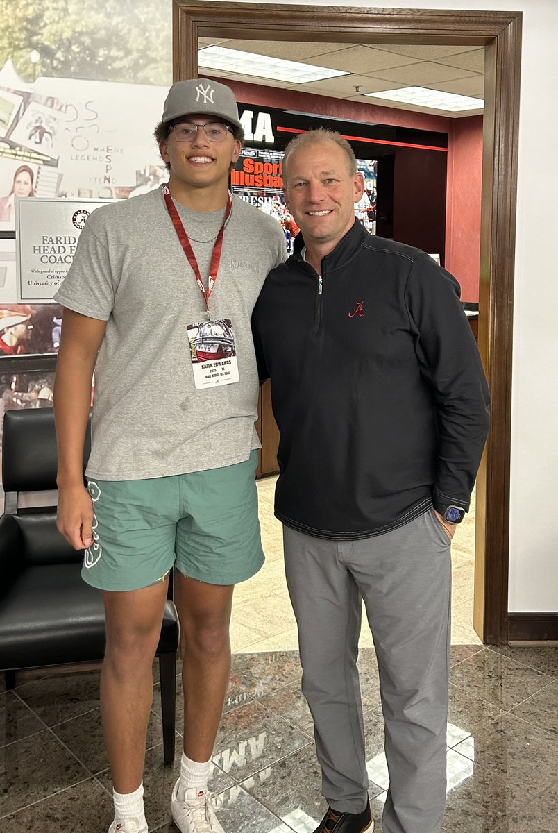 After a great visit, I am blessed to receive an offer from the University of Alabama, Thank you to @BryanEllisUA , @FBCoachSheridan , and @KalenDeBoer for the amazing weekend! #RollTide