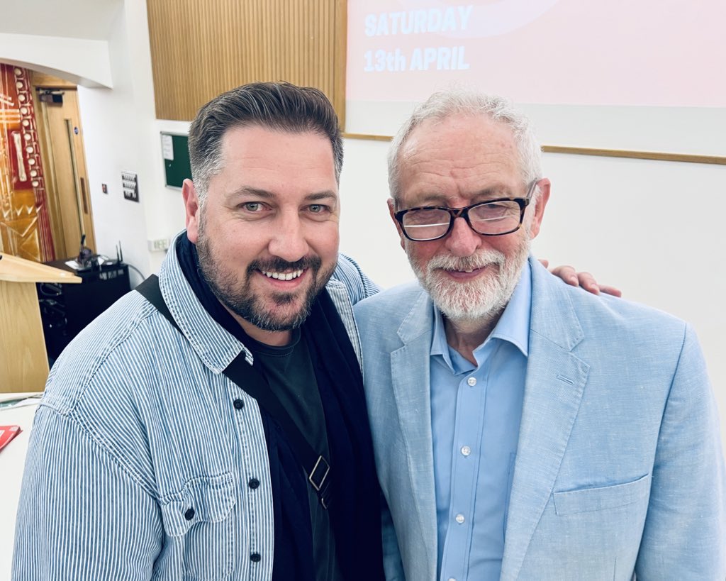 A fantastic weekend. Made better by meeting @LeanneMohamad & @JeremyCorbyn. Two people at opposite ends of their careers yet, both, so utterly inspirational. We’re blessed. Good people do walk amongst us.