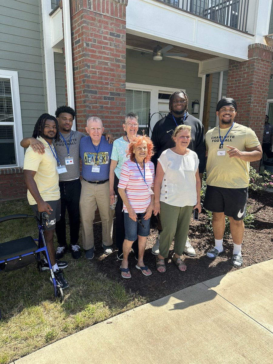 moclipper tweet media