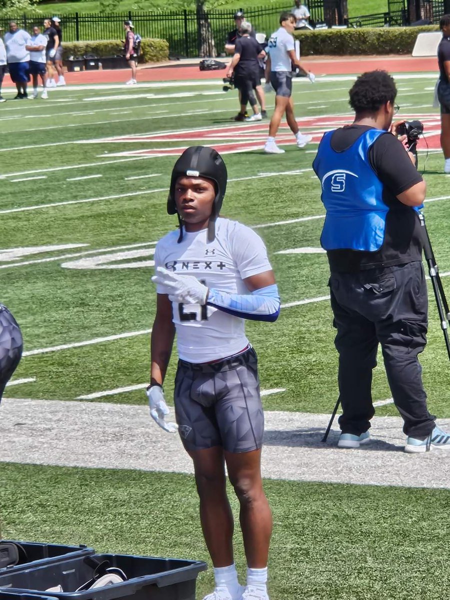 Jermarj Bell (@JermarjBell_) did a great job today. This kid is going to do big things on the next level. I loved the way he performed today. If this kid was 5-10 he'd have multiple power five offers!