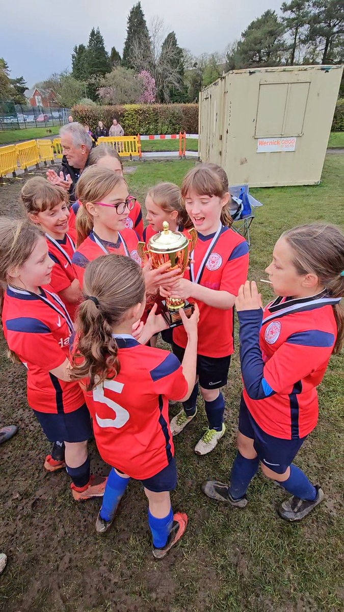 jamesDelves's tweet photo. What a weekend for the U11s District Girls team (@wokinghamDPSFA) winning the Swansea Cup. The girl's faced tough opposition from across London, Wales and S.England. Our defence only let in 5 goals all tournament, while our attack scorers some great goals. https://t.co/5n99tacmj3