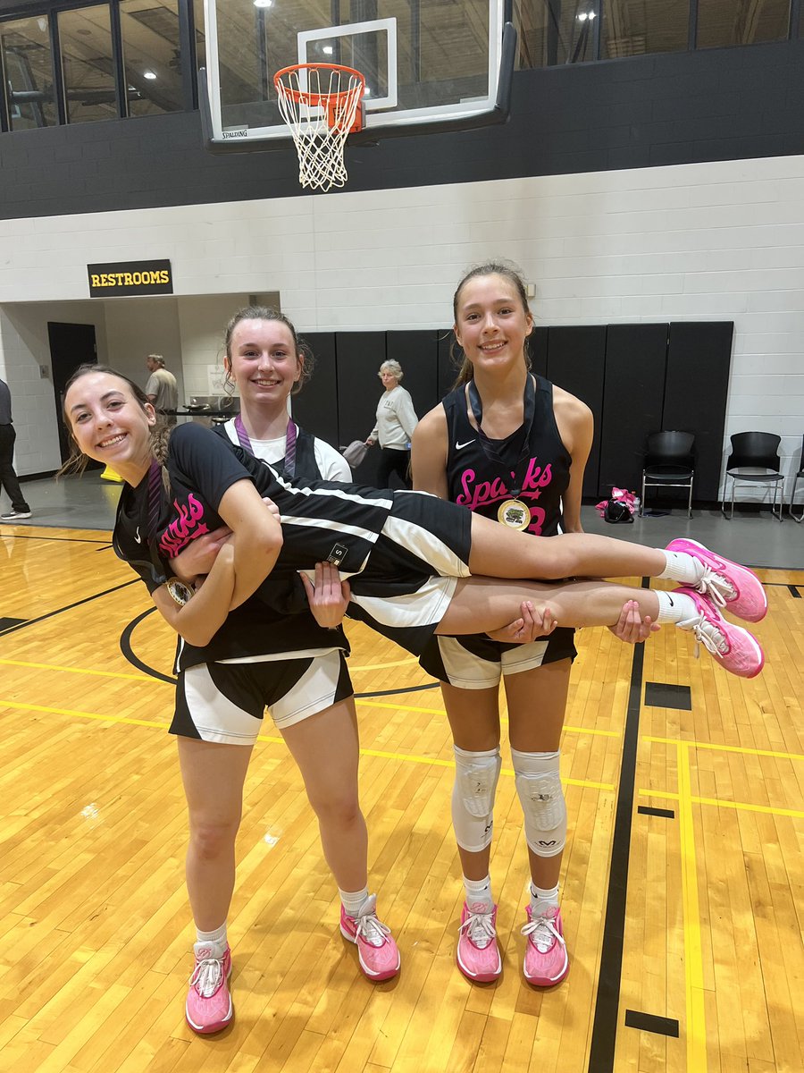 Lainey Dennison, Sophia Lopez, Aubrey Allen &amp; incoming 8th grader Delaney Way with a ship this weekend. Congrats ladies, Coach Castle, Coach Quinzer &amp; Mr. Lopez! 🏆🔥