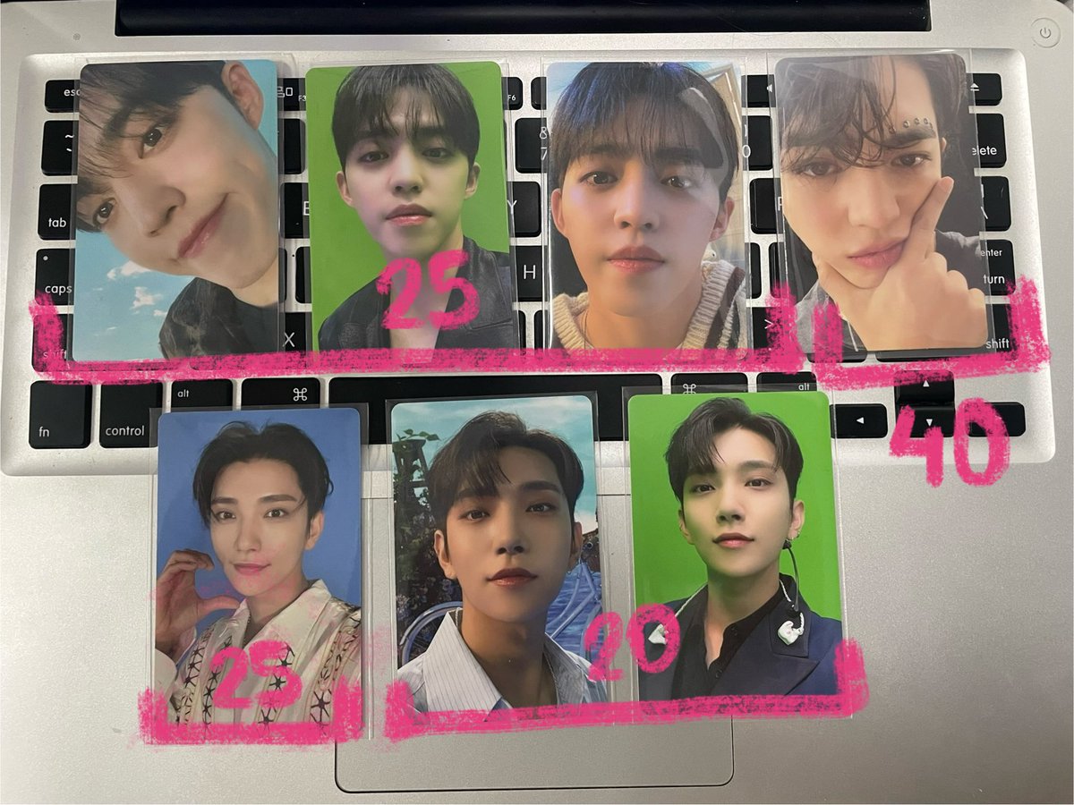 i27129's tweet photo. vendo/venda seventeen joshua &amp; scoups

- valores na imagem + frete (10)
- mando video/foto na dm
- sem avarias
- envio nessa semana
- fbs+ no fixado https://t.co/EXNwPB08cv