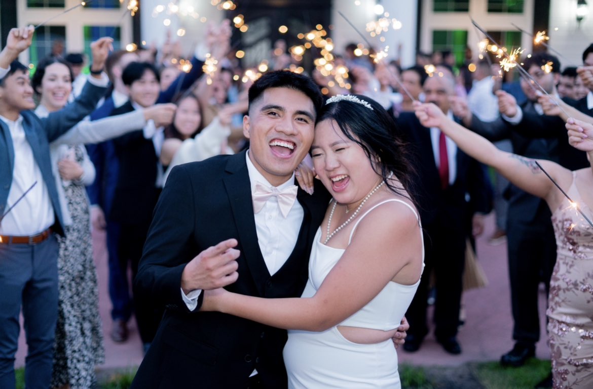 Archie__MD's tweet image. Year 1 of marriage complete and here’s to the rest of our lives 🥂