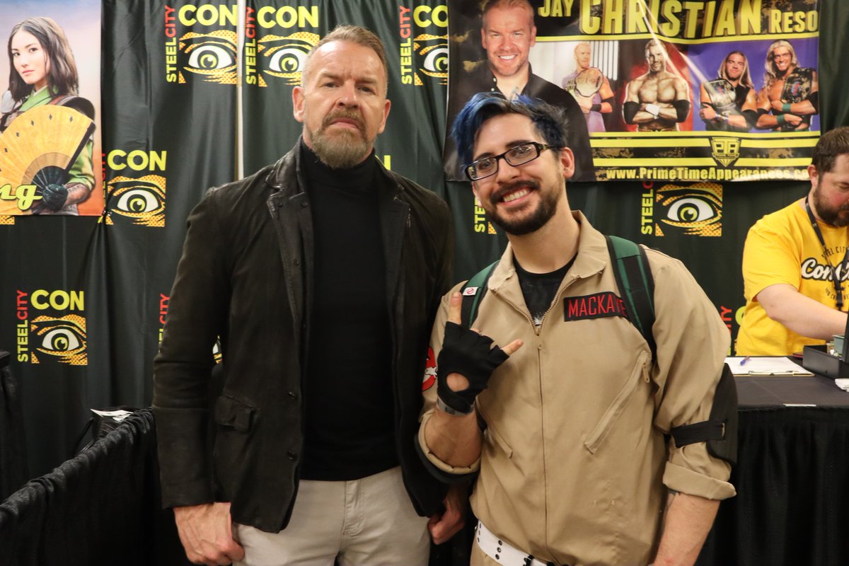 I had a fun time hanging out with my Father #ChristianCage at @Steelcitycon today! #AEW #ThePatriarchy #TNTChampion