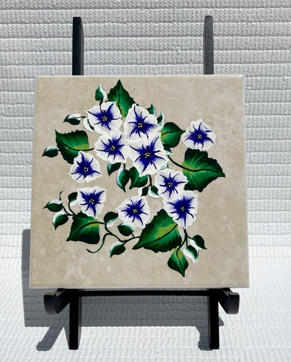 Hand painted tile trivet etsy.com/listing/101280… #tile #tiletrivet #housewarminggift #SMILEtt23 #EtsySeller #etsyshop #MothersDay