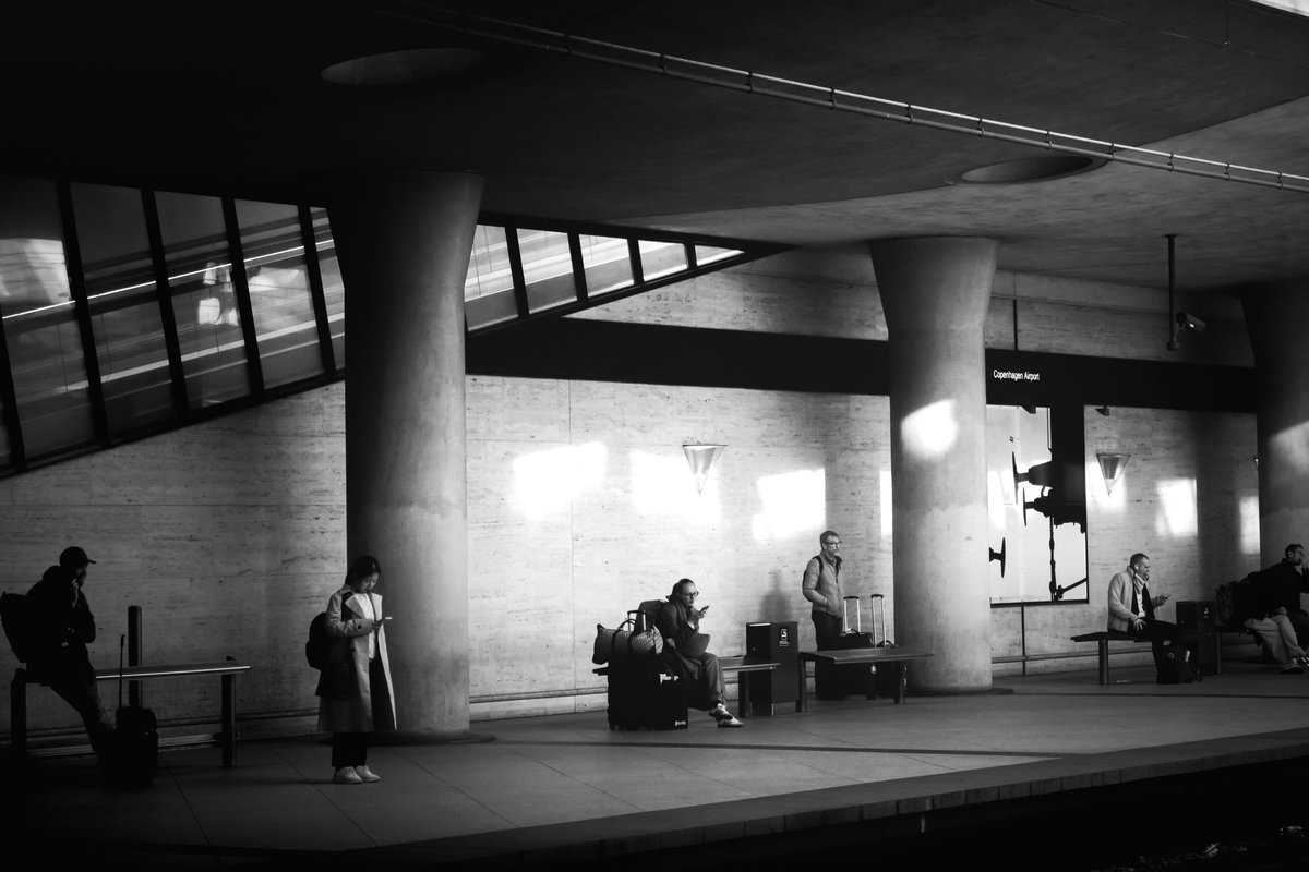 EmeraldHXH879's tweet photo. /Street Photography/Copenhagen, Denmark/14th of April 2024

Camera: Canon G5X PowerShot 

#blackandwhite #photography #blackandwhitephotography #streetphotography 
#Copenhagen 
#Denmark  
#Hellerup
#Nørreport  
#Vesterbro
#bnw
#bnwphotography
#Monochrome https://t.co/XGX7pytFgN