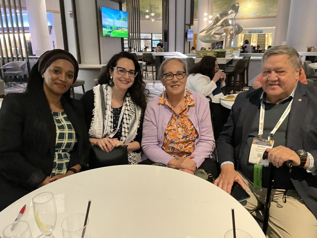 It was an honour to share my research on Matriarchal Worlding as part of a #DivisionK presidential session with this amazing group of researchers! #AERA2024 ended with a beautiful visit with Dr. Fikile @Nxumalo71 and Dr. Linda Tuhiwai Smith, Dr. Graham Smith &amp; Dr. Mere Skerret 💕