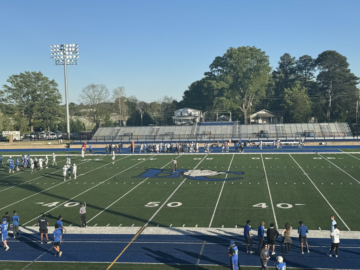 Had a great time attending the Barton Spring game yesterday. It was an awesome atmosphere and experience. @CMontgomeryLS @SJ_TrojanFB @CharlieMauze @One11Recruiting