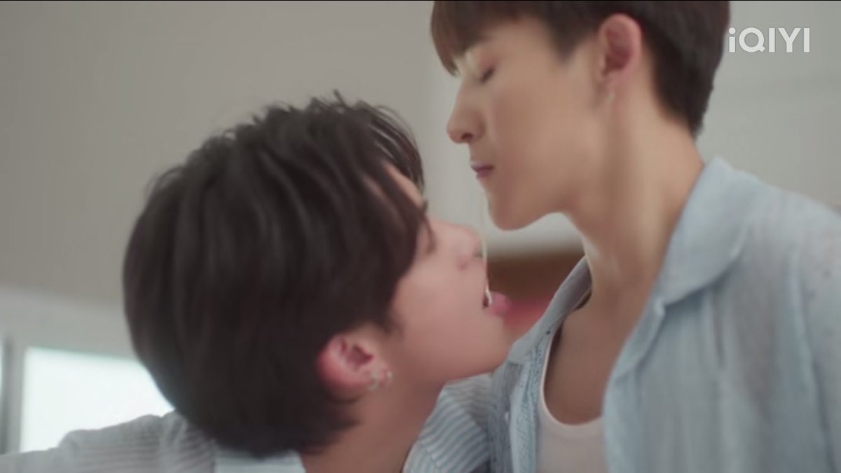 boozeandbl's tweet photo. What in the Lady &amp; the Tramp hell??? Khemtid, PLEASE stand up!! 😅😅😅

#DeepNightTheSeries #คืนนี้มีแค่เรา #DeepNightEP6 https://t.co/b4quzaWKTq